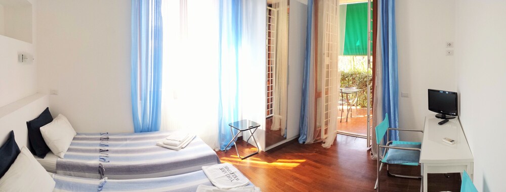 Double Room, 2 Twin Beds - Guestroom