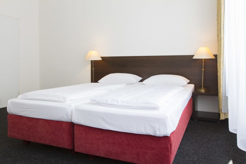 Triple Room - Guestroom