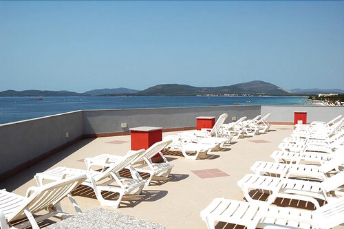 Sundeck