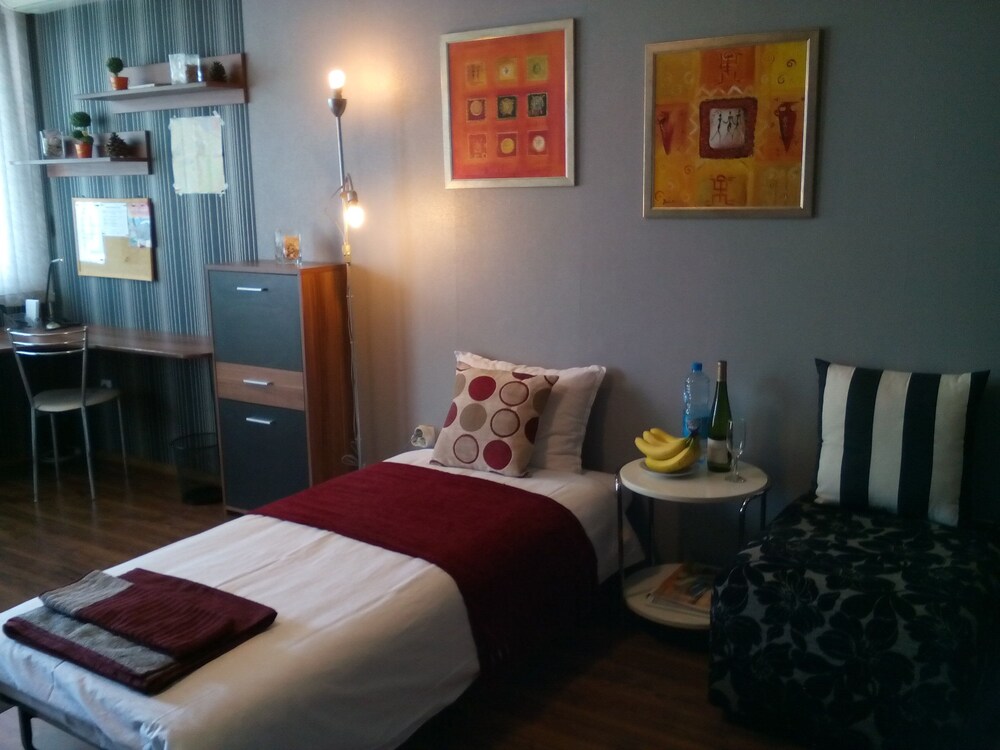 Economy Triple Room, Non Smoking, Kitchenette - Guestroom