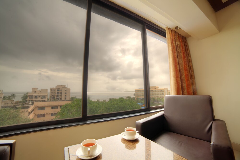 Guestroom View