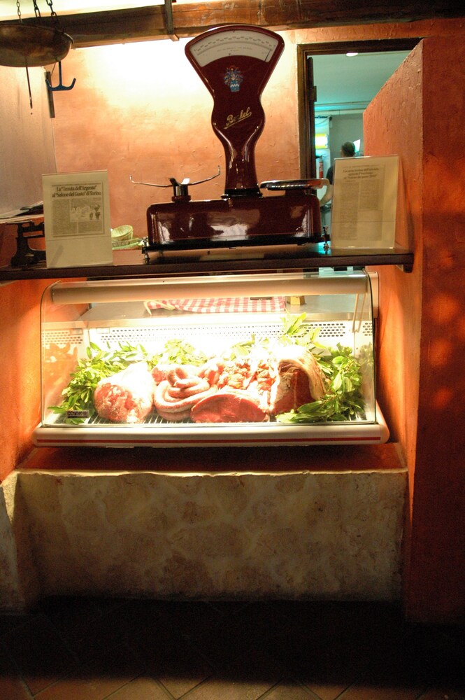 Delicatessen