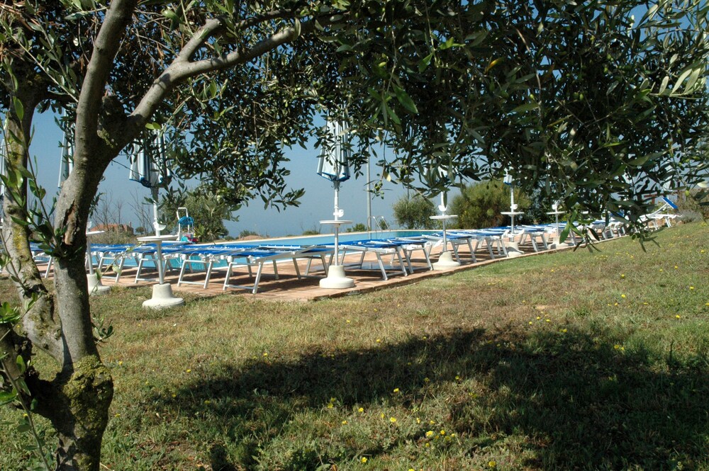 Sundeck