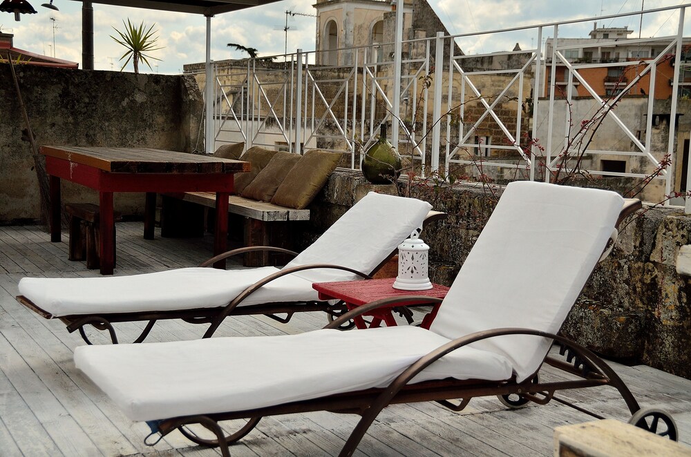 Sundeck