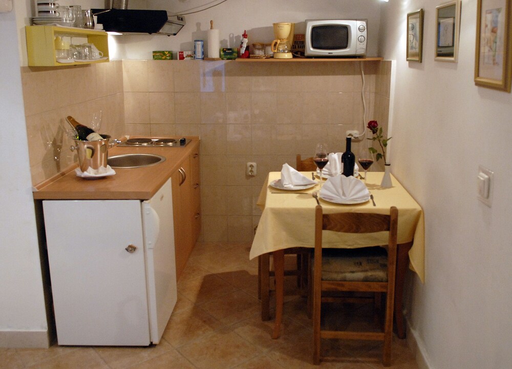 In-Room Kitchen