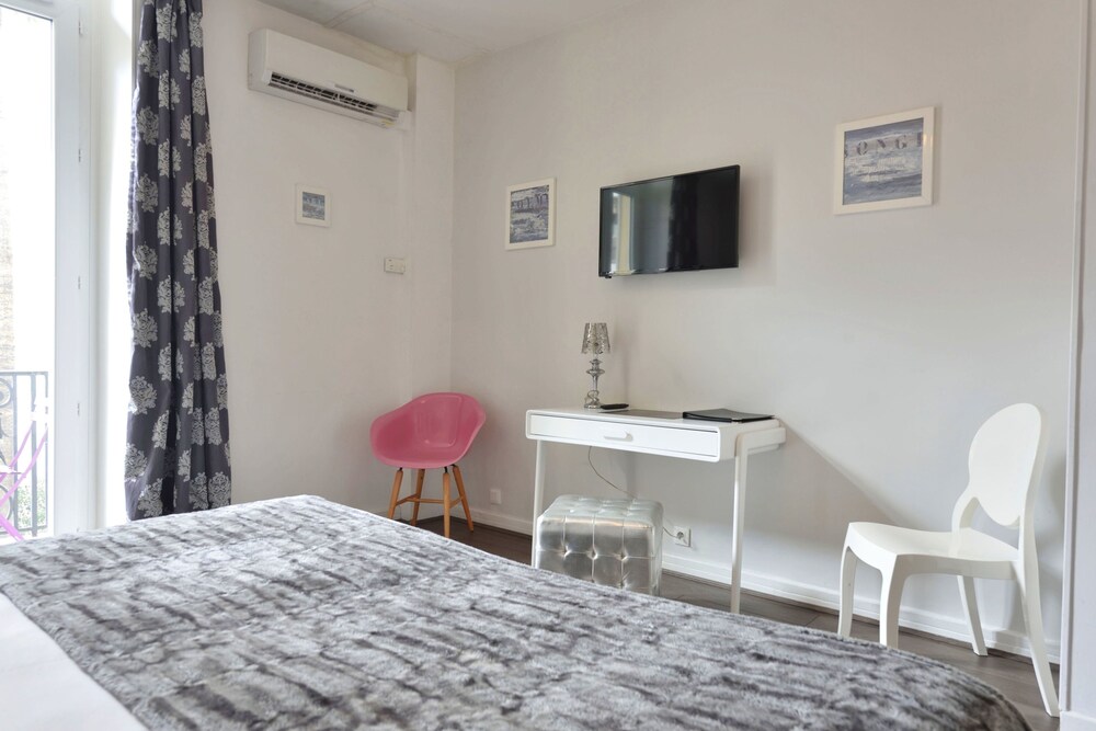 Guestroom