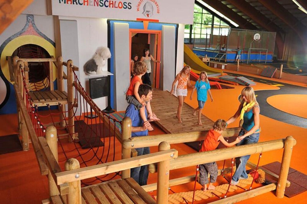 Childrens Play Area - Indoor