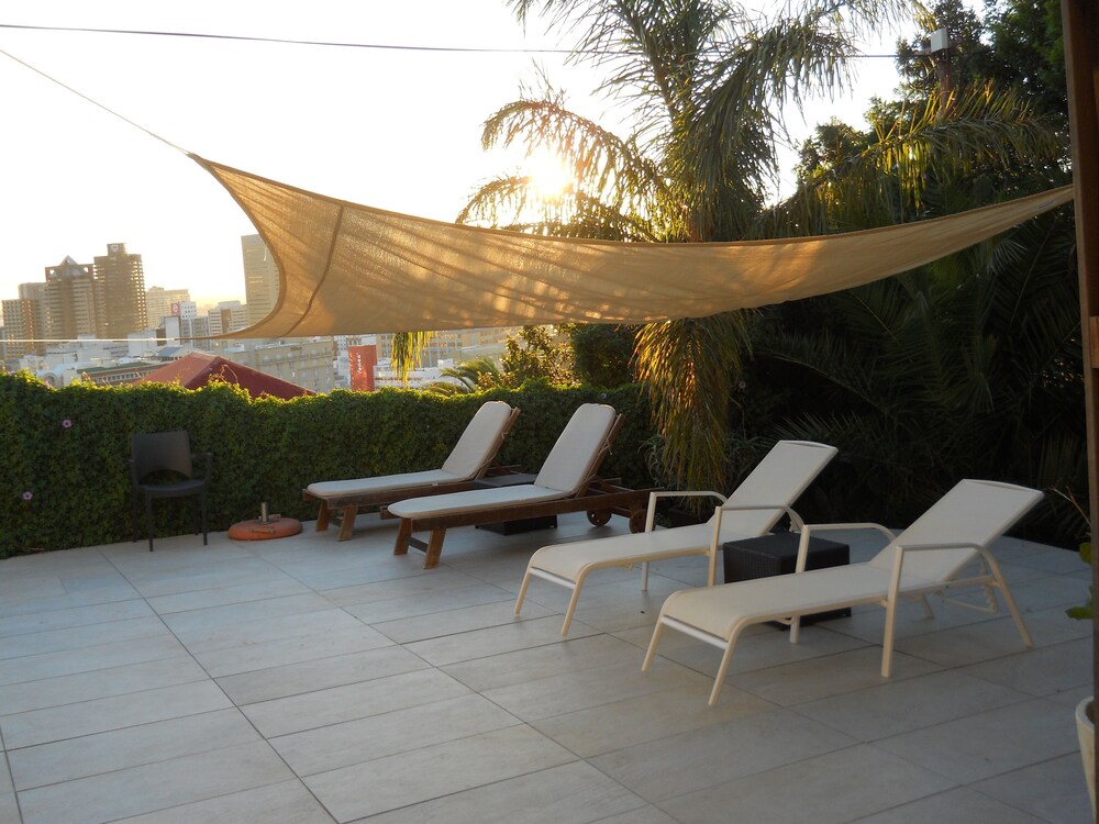 Sundeck
