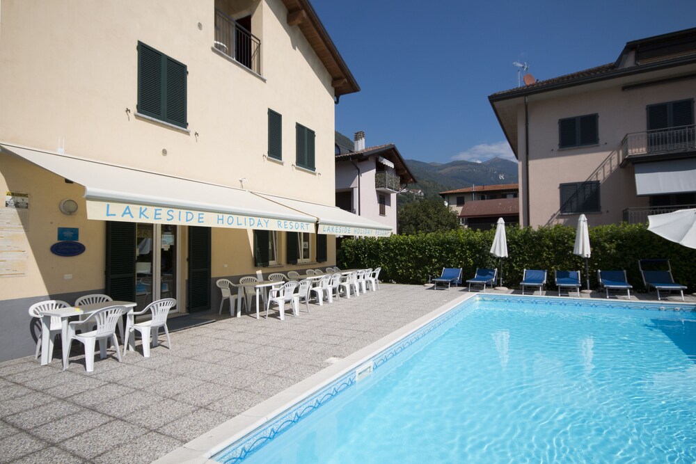 Piscina all'aperto
