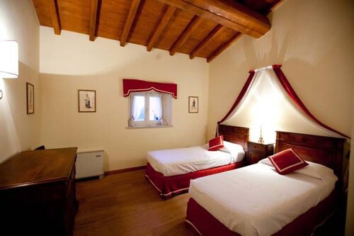 Family Apartment, 2 Bedrooms, 2 Bathrooms - Guestroom