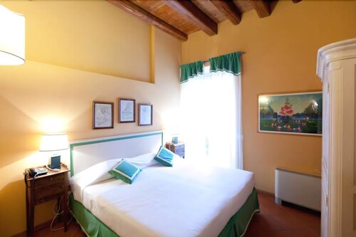 Family Apartment, 2 Bedrooms, 2 Bathrooms - Guestroom