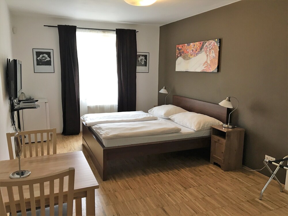 Kahden hengen huone - vierashuone