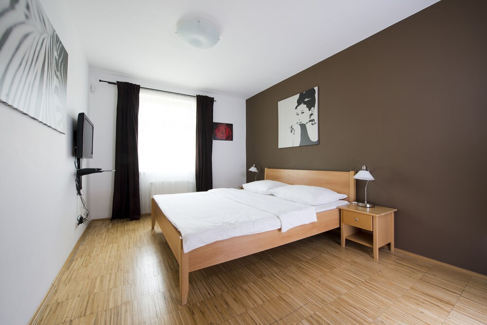 Sviitti (for 4 People) - vierashuone
