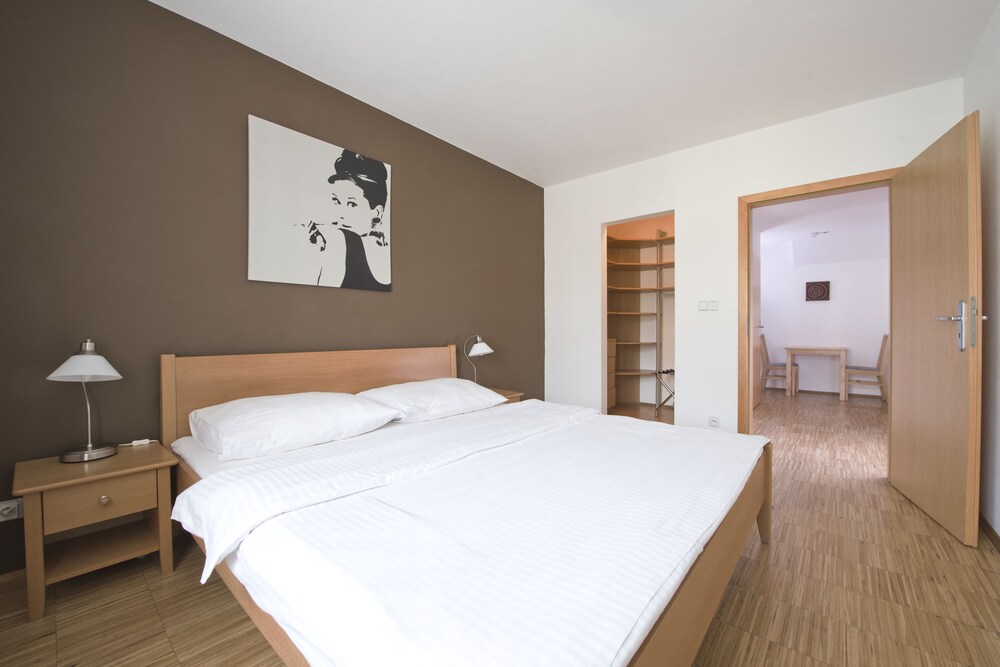 Sviitti (for 4 People) - vierashuone