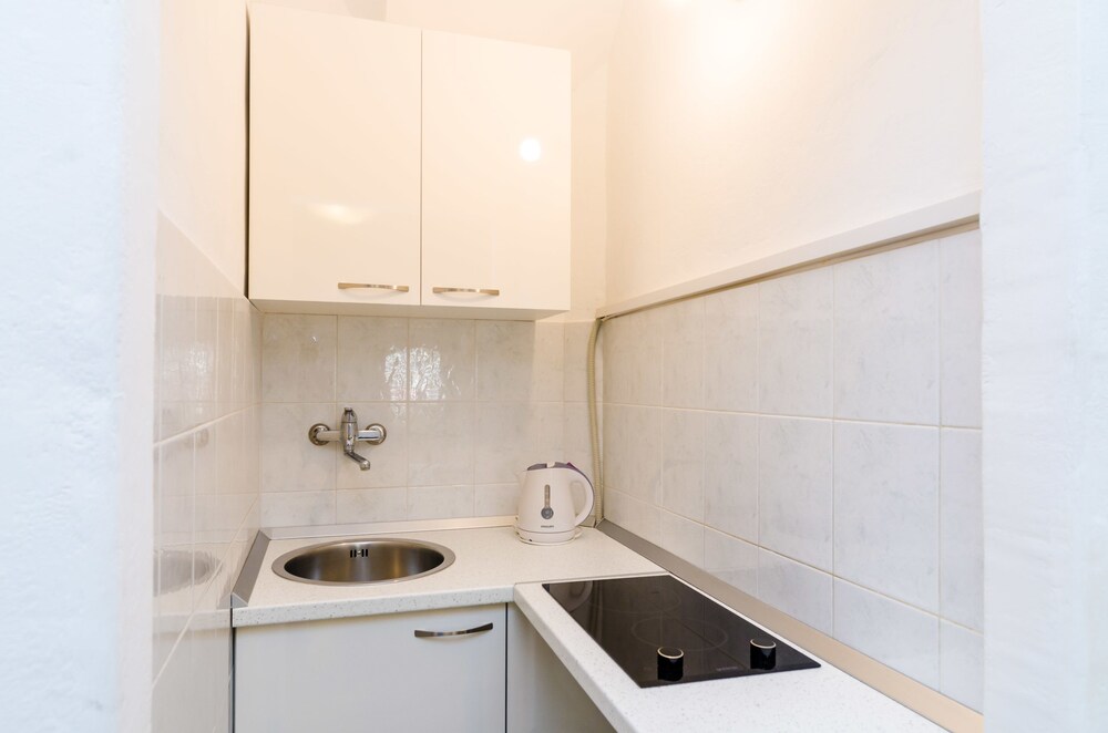Standard Studio - In-Room Kitchenette