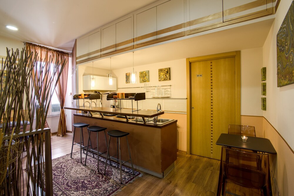 Hotel Bar
