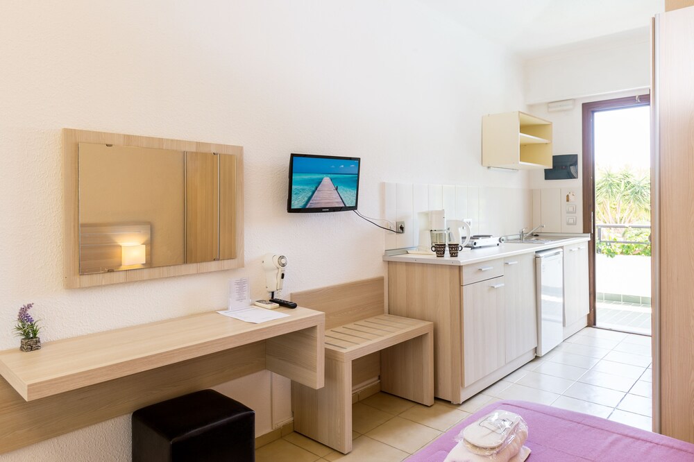 Superior Studio - Guestroom