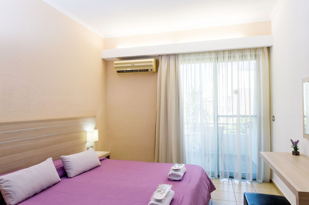 Superior Studio - Guestroom