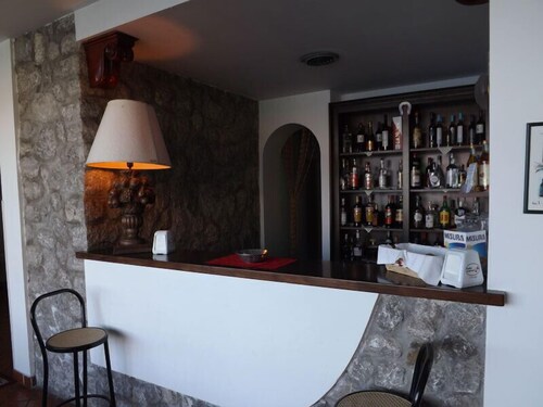 Hotel Bar