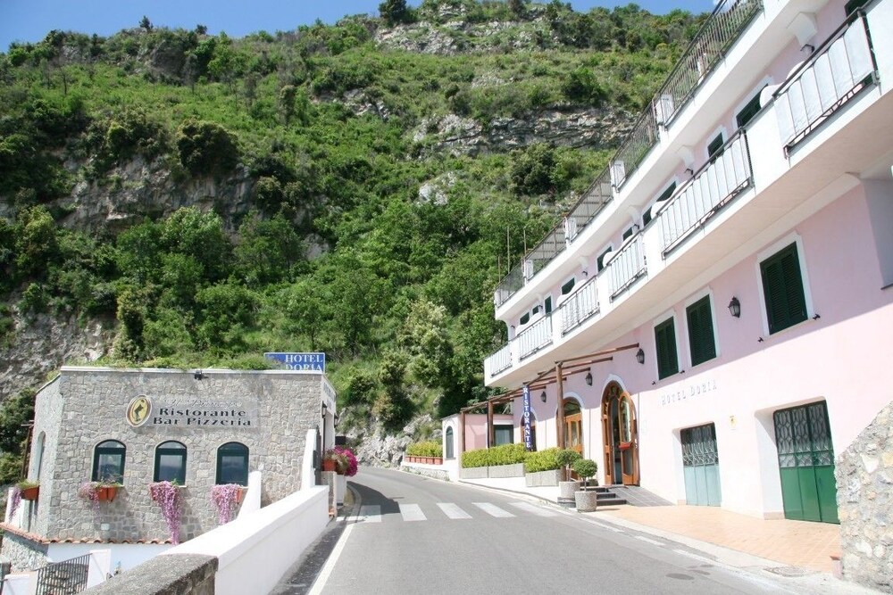 Esterni