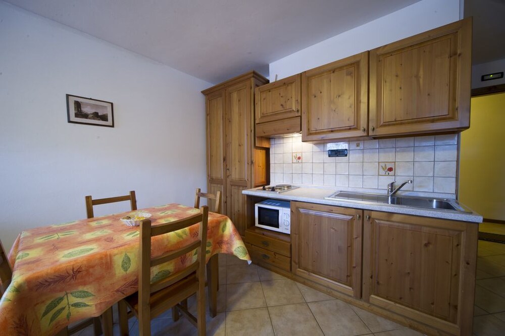 In-Room Kitchenette