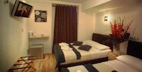 Guestroom