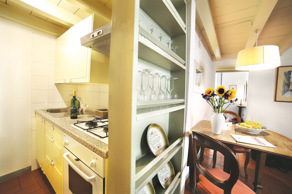 Cucina in camera (Appartamento (Lorenzo Il Magnifico))