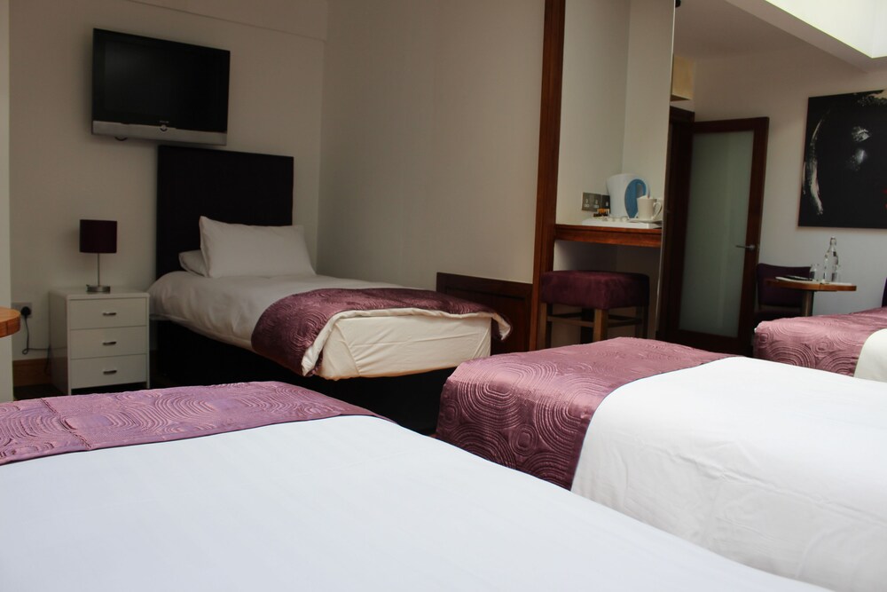 Guestroom