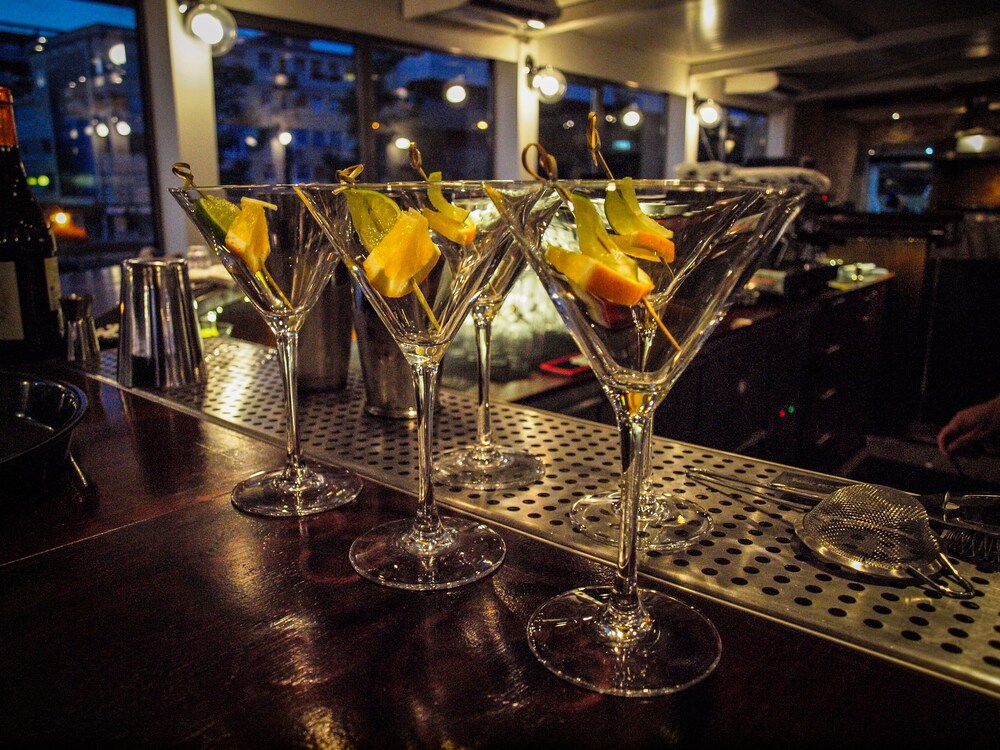 Hotel Bar