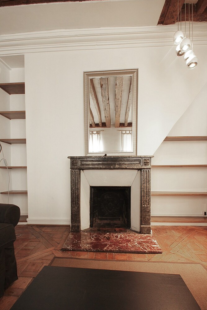Standard Apartment, 1 Bedroom - Living Room