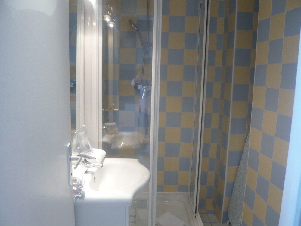 Standard Apartment, 1 Bedroom - Bathroom