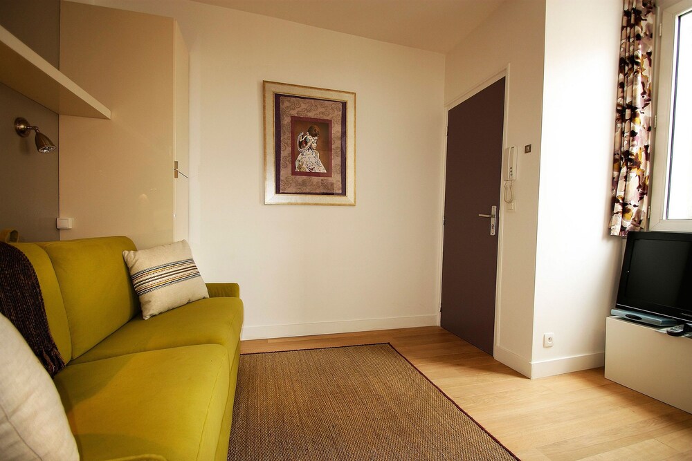 Studio - Living Room