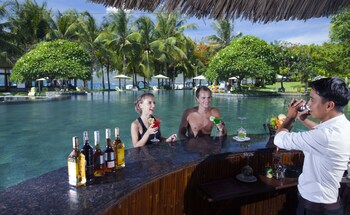 Poolside Bar