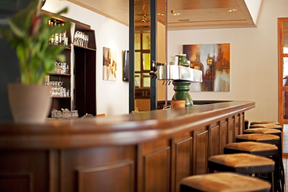 Hotel Lounge