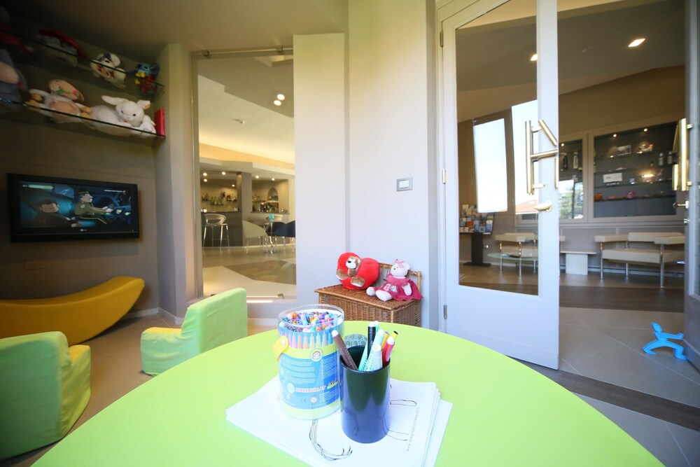 Area giochi per bambini (al coperto)