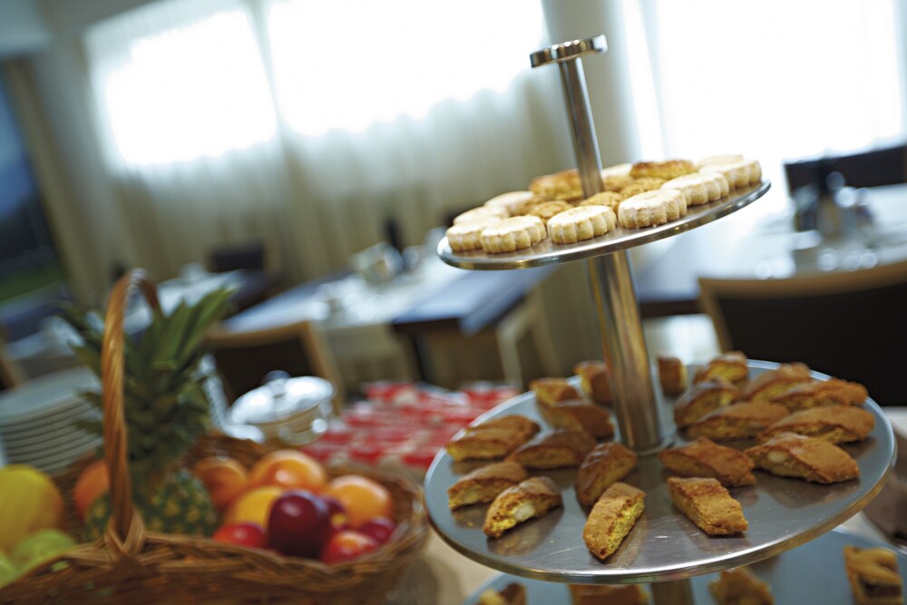 Salle de petit-déjeuner