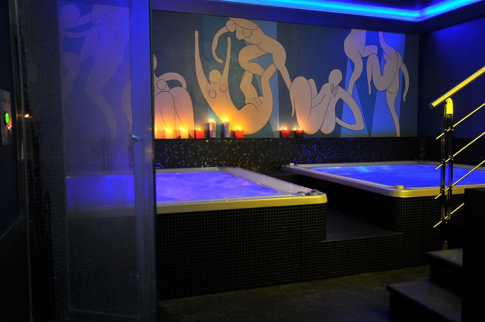 Bain à remous intérieur
