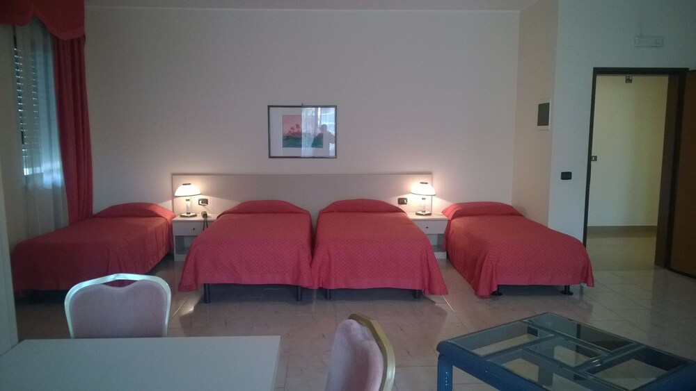 Guestroom