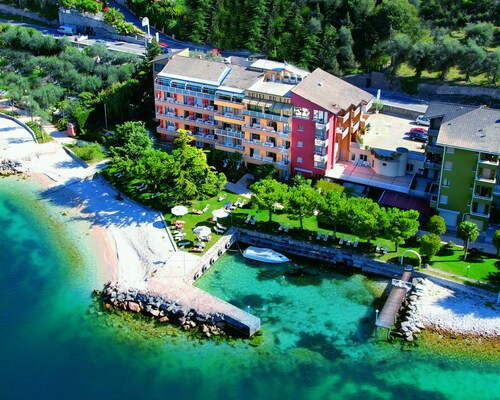 Hotel Du Lac - Relax Attitude Hotel