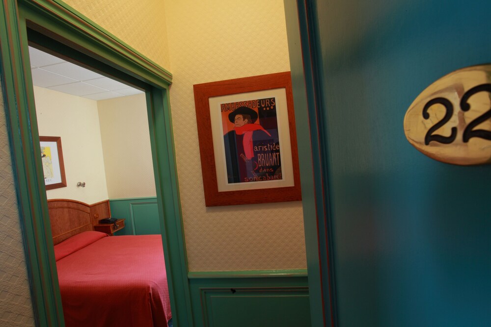 Guestroom