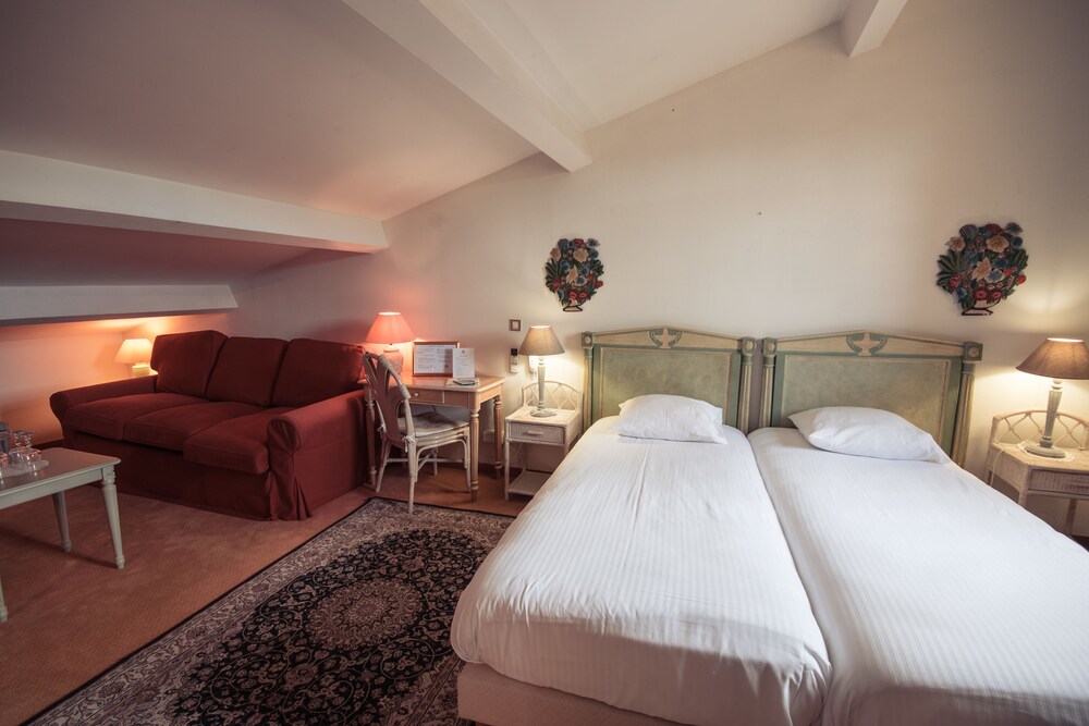 Guestroom