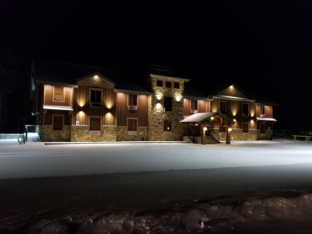 Hotel Front - Evening/Night