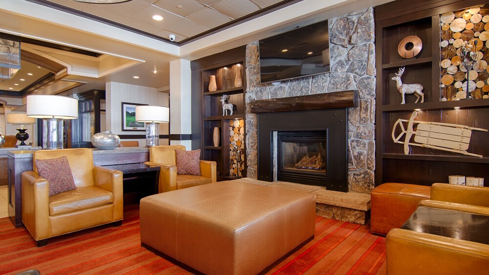 Hotel Lounge