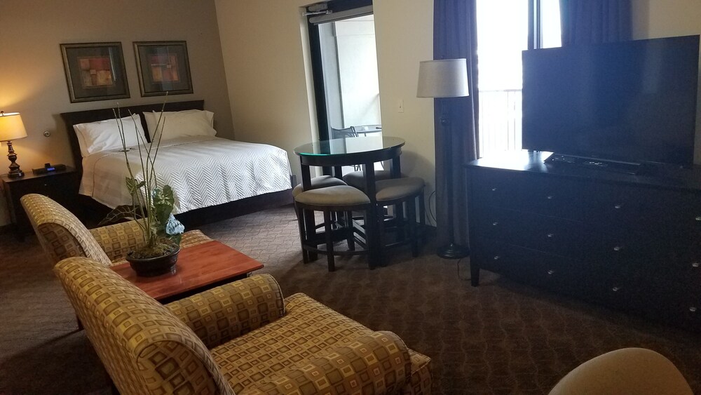Studio, 1 Queen Bed - Bathroom