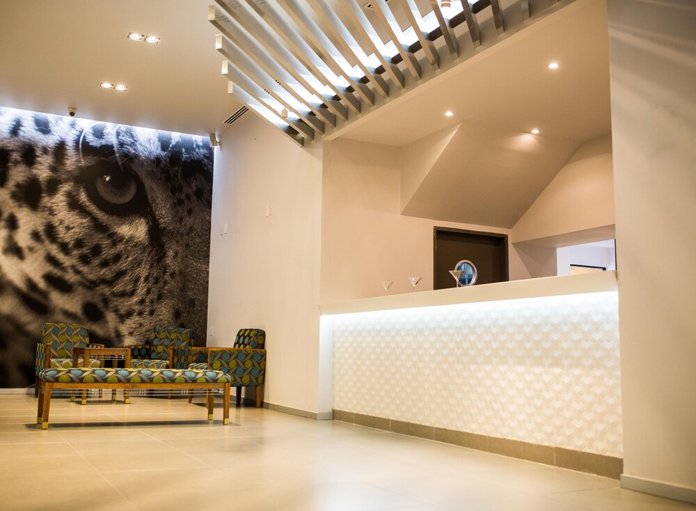 Hotel Bar