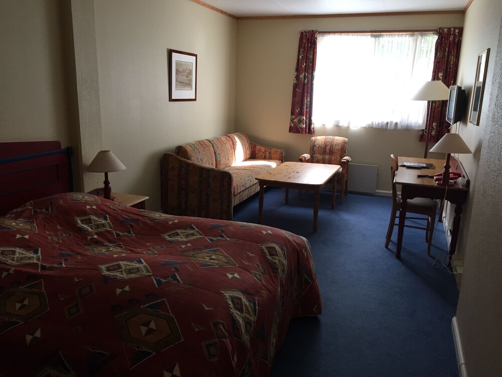 Guestroom