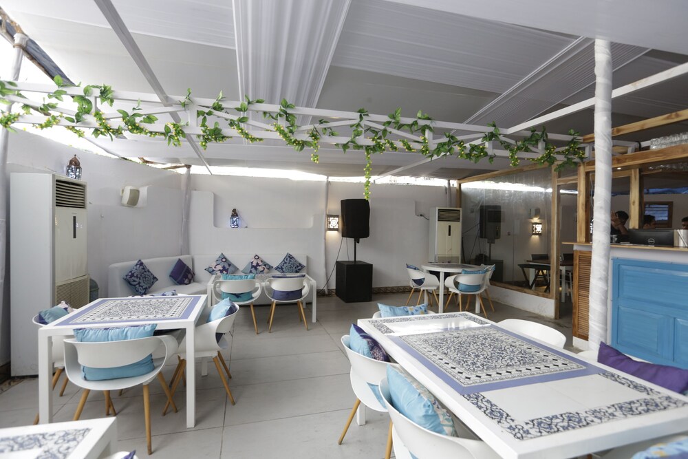 Hotel Bar