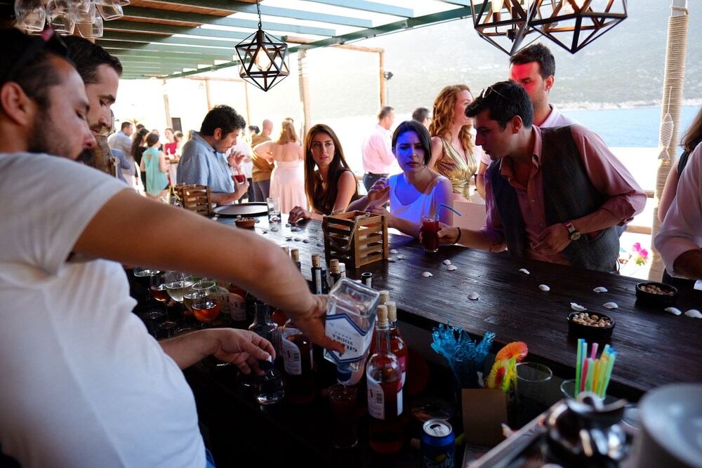 Hotel Bar