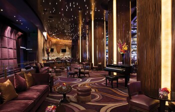 Hotel Lounge