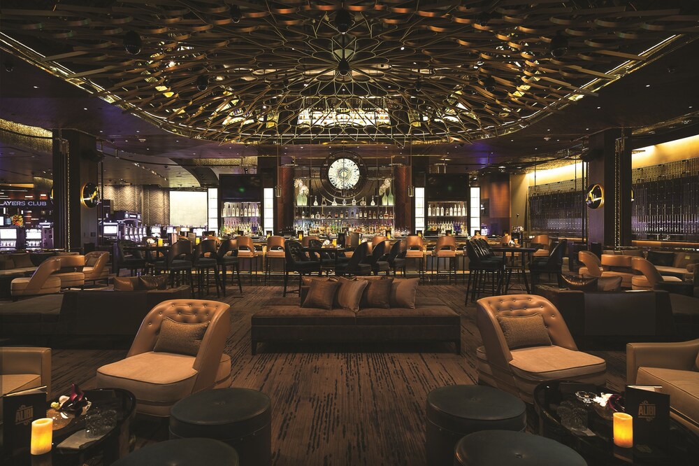 Hotel Lounge